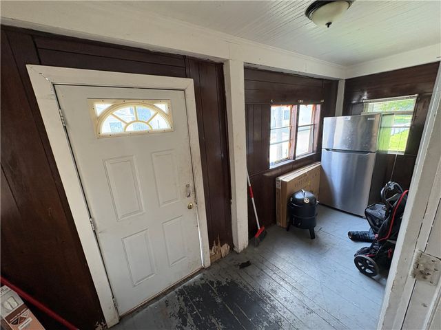 15 Home Place, Rochester, NY 14611