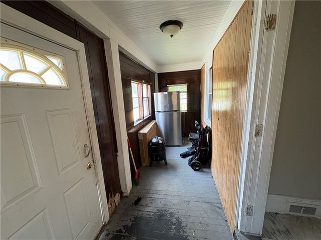 15 Home Place, Rochester, NY 14611