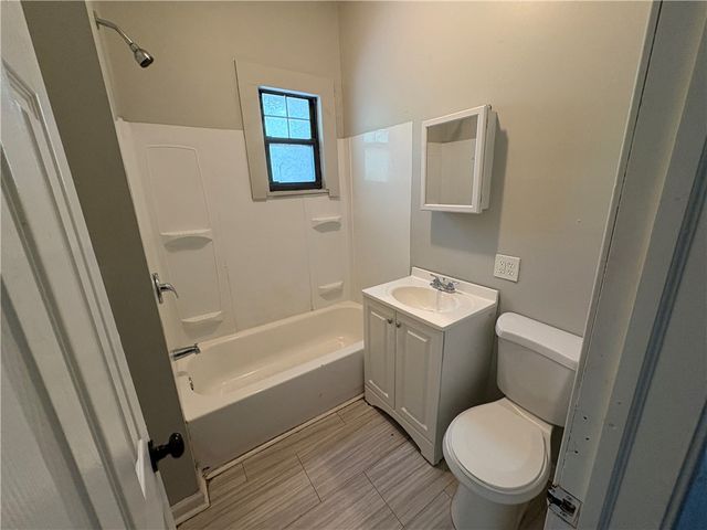 15 Home Place, Rochester, NY 14611