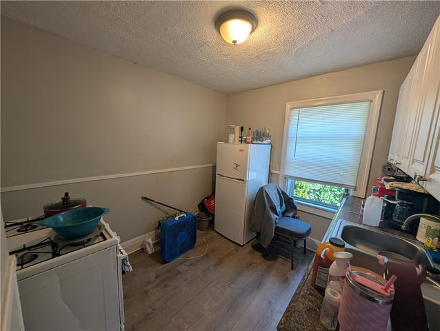 15 Home Place, Rochester, NY 14611