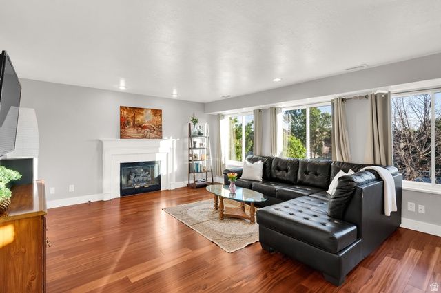 10238 S SNOW IRIS WAY, Sandy, UT 84092