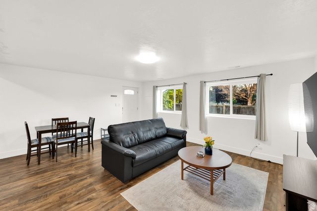 10238 S SNOW IRIS WAY, Sandy, UT 84092