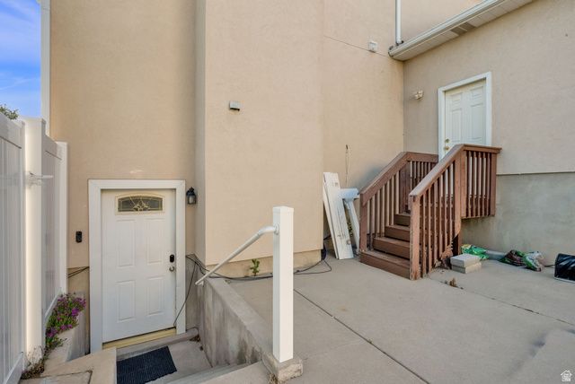 10238 S SNOW IRIS WAY, Sandy, UT 84092