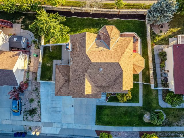 10238 S SNOW IRIS WAY, Sandy, UT 84092