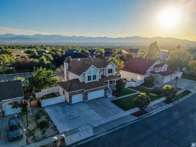 10238 S SNOW IRIS WAY, Sandy, UT 84092