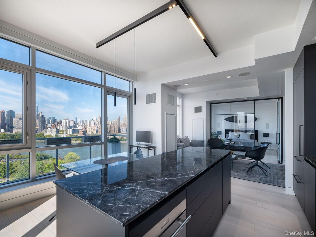 11-24 31st Avenue 18B, Astoria, NY 11106
