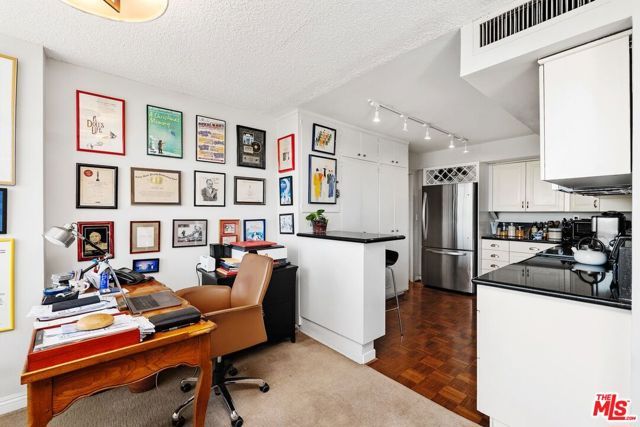 818 N Doheny Drive 606, West Hollywood, CA 90069