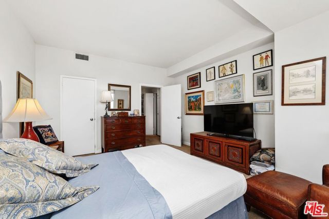 818 N Doheny Drive 606, West Hollywood, CA 90069