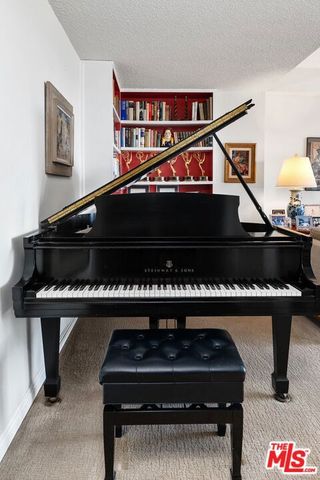 818 N Doheny Drive 606, West Hollywood, CA 90069