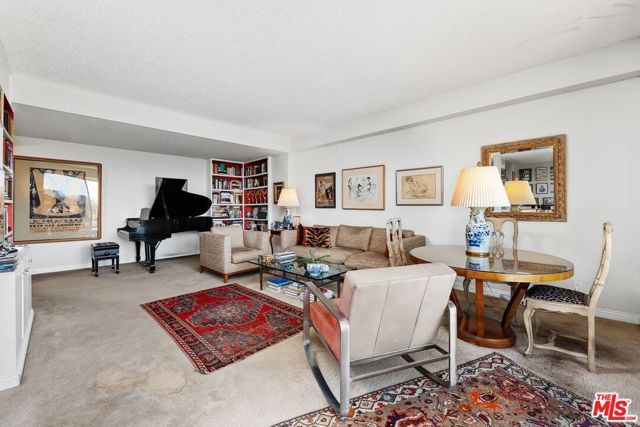 818 N Doheny Drive 606, West Hollywood, CA 90069