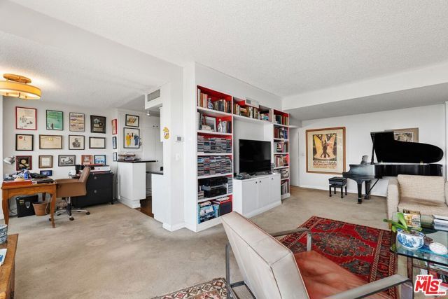 818 N Doheny Drive 606, West Hollywood, CA 90069