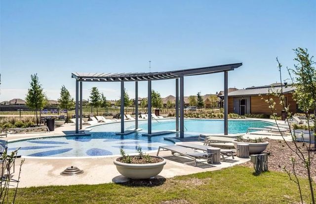 908 Lamp Post Lane, Argyle, TX 76226