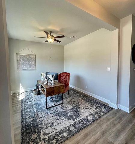 908 Lamp Post Lane, Argyle, TX 76226