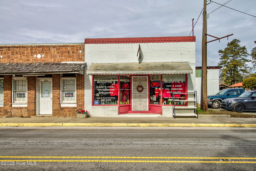 113 E Church Street, Atkinson, NC 28421