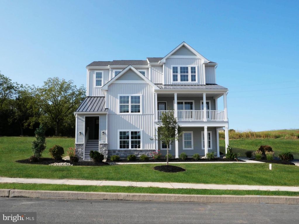 4929 FARRCROFT DR #83B, Easton, PA 18040