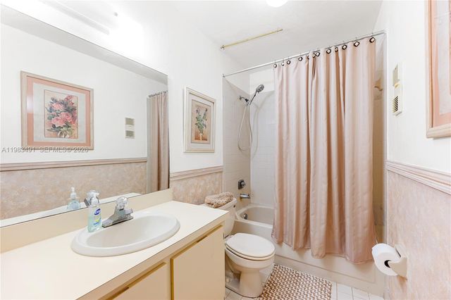 13329 SW 113th Pl, Miami, FL 33176