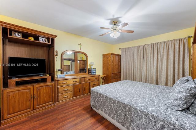 13329 SW 113th Pl, Miami, FL 33176