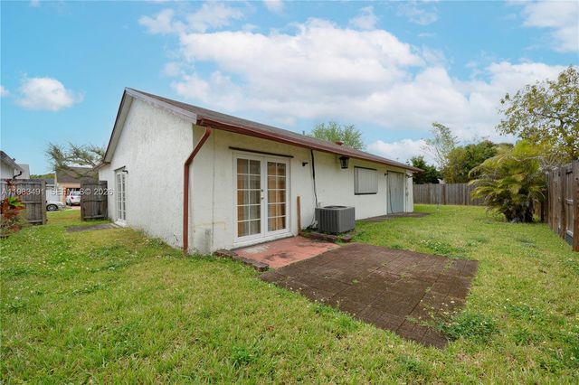 13329 SW 113th Pl, Miami, FL 33176