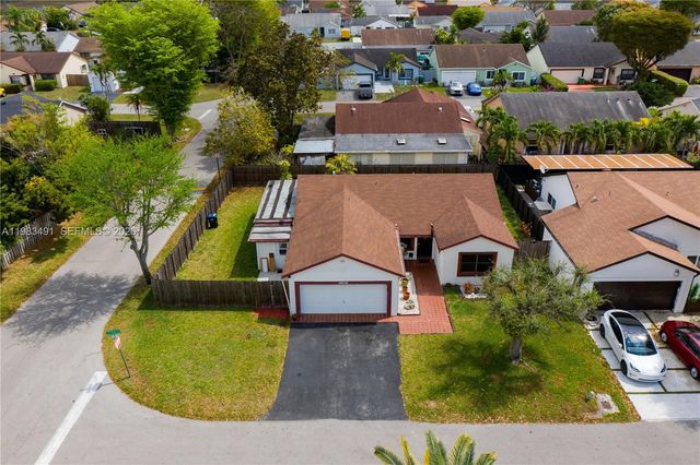 13329 SW 113th Pl, Miami, FL 33176