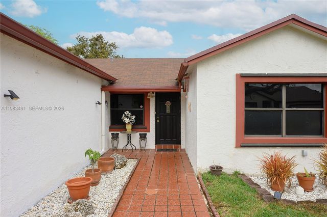 13329 SW 113th Pl, Miami, FL 33176