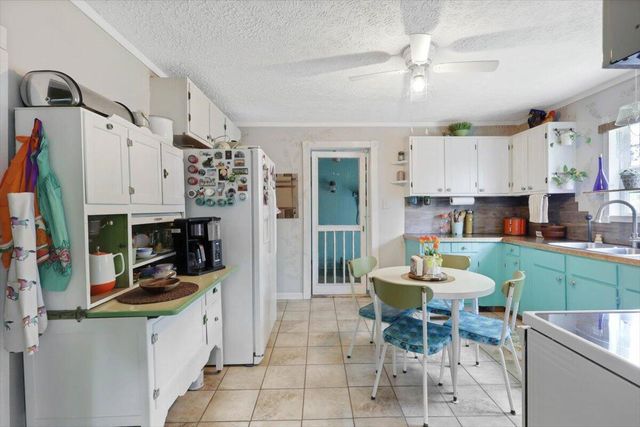 1015 Long Island Road, New Hope, TN 37380