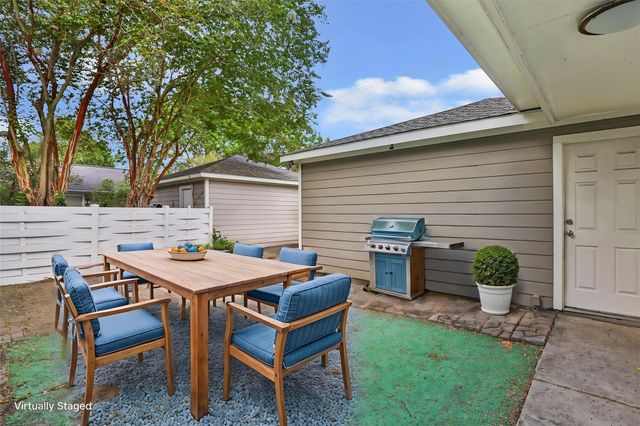 18906 Atasca Oaks Drive, Humble, TX 77346