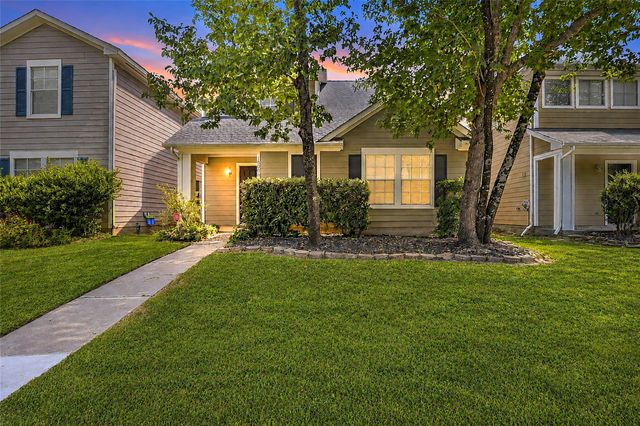 18906 Atasca Oaks Drive, Humble, TX 77346