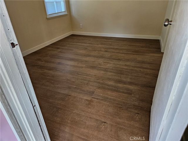 6907 White Oak, Reseda, CA 91335