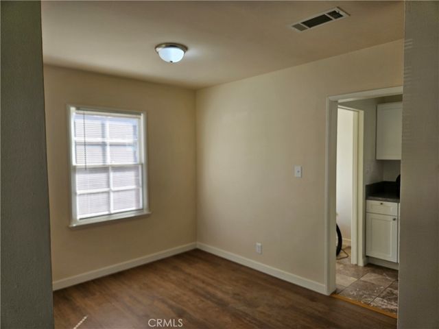 6907 White Oak, Reseda, CA 91335