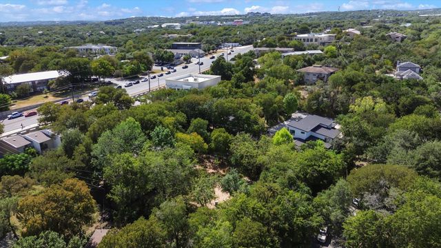613 Rock Park DR, Austin, TX 78746