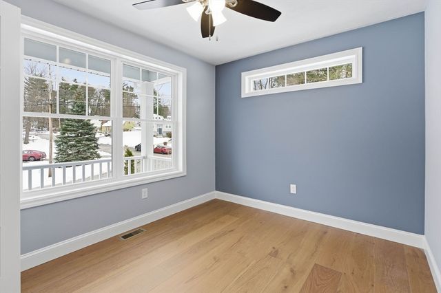 9 Michelle Drive, Nashua, NH 03062