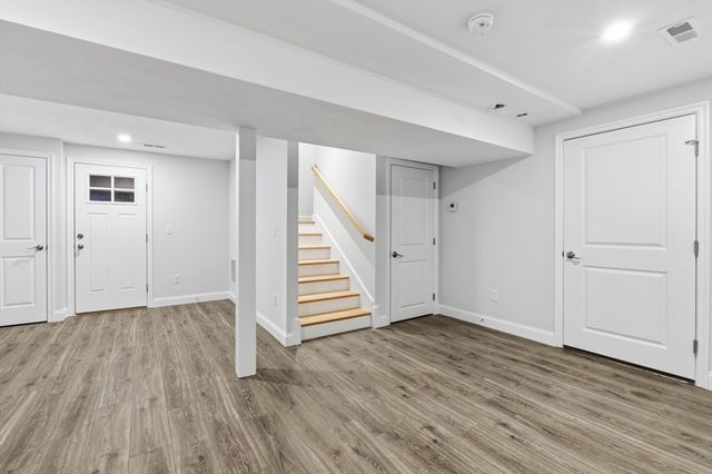 9 Michelle Drive, Nashua, NH 03062