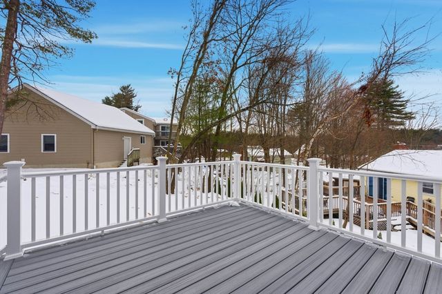 9 Michelle Drive, Nashua, NH 03062