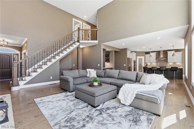 10900 Angela Drive, Kirtland, OH 44094