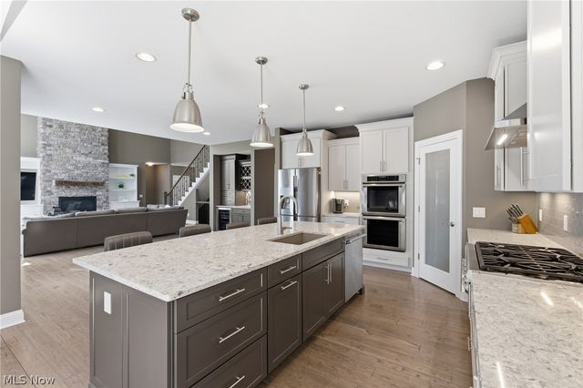 10900 Angela Drive, Kirtland, OH 44094