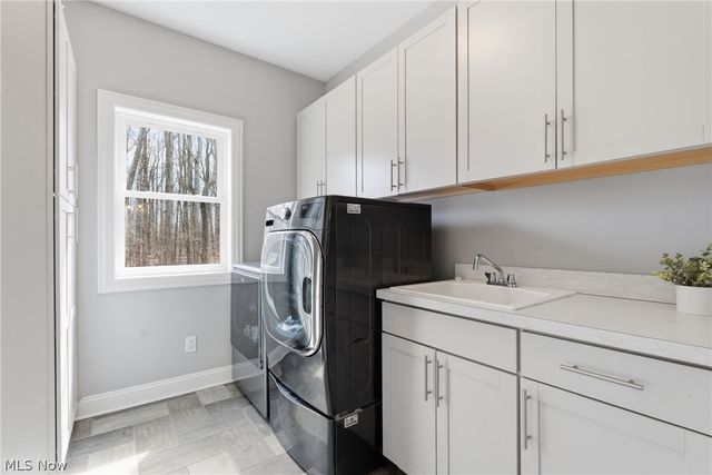 10900 Angela Drive, Kirtland, OH 44094