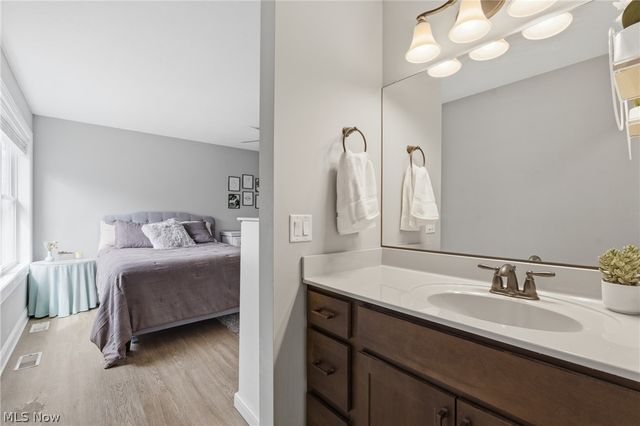 10900 Angela Drive, Kirtland, OH 44094