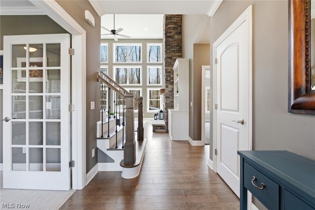 10900 Angela Drive, Kirtland, OH 44094