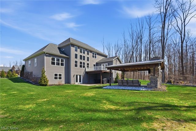 10900 Angela Drive, Kirtland, OH 44094