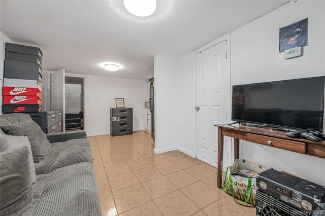 1381 Chandler Street, Far Rockaway, NY 11691