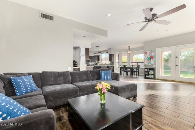 9077 E BUTHERUS Drive, Scottsdale, AZ 85260