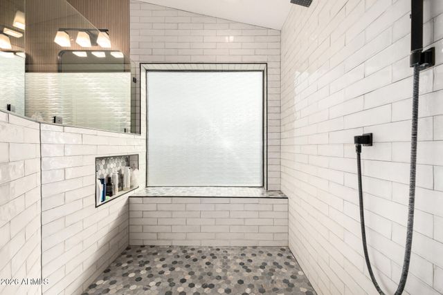 9077 E BUTHERUS Drive, Scottsdale, AZ 85260