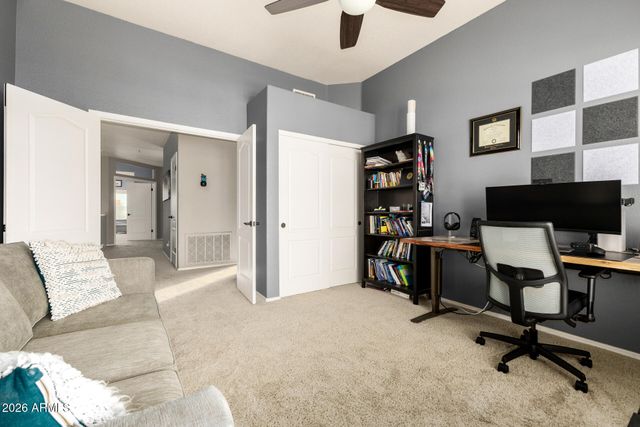 9077 E BUTHERUS Drive, Scottsdale, AZ 85260