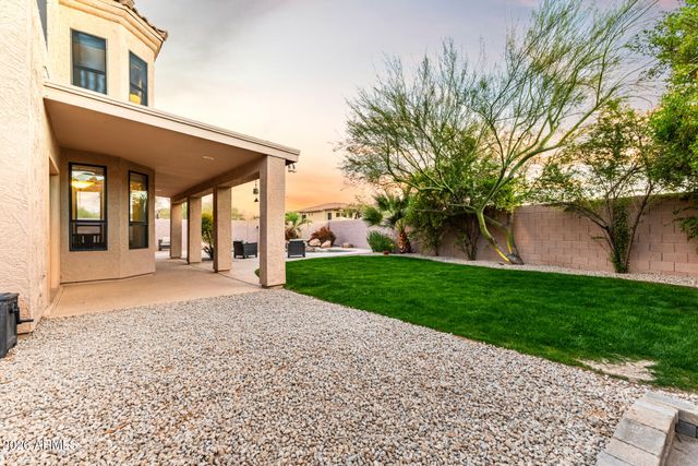 9077 E BUTHERUS Drive, Scottsdale, AZ 85260