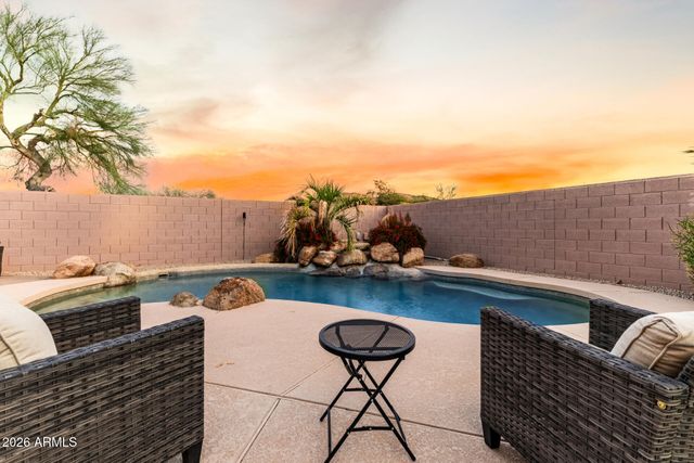 9077 E BUTHERUS Drive, Scottsdale, AZ 85260