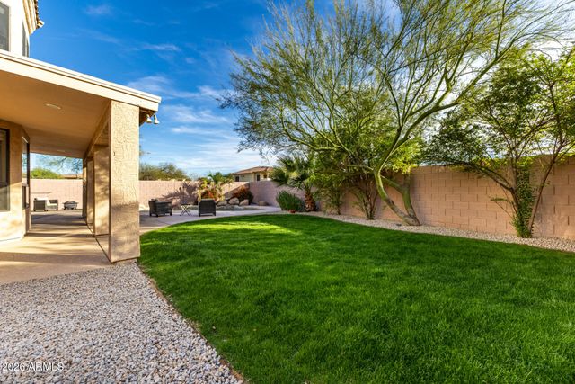 9077 E BUTHERUS Drive, Scottsdale, AZ 85260