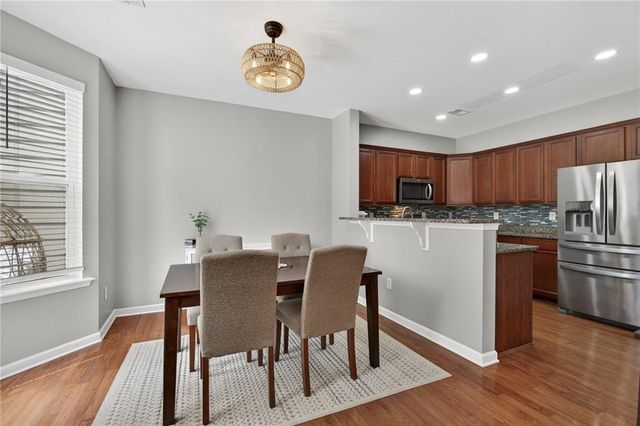 212 Stone Park Drive, Woodstock, GA 30188