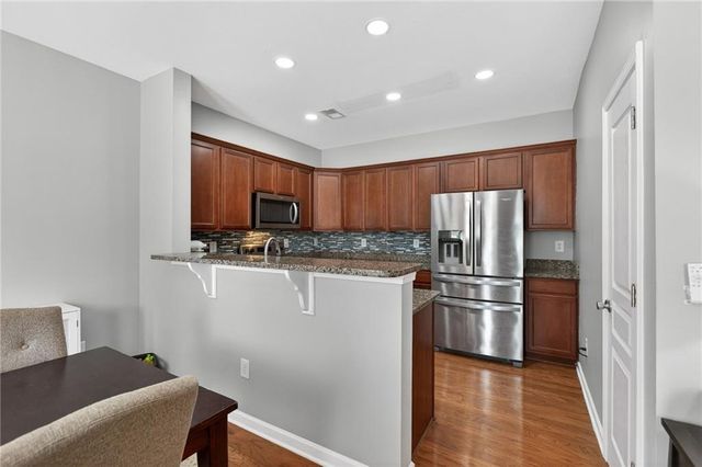 212 Stone Park Drive, Woodstock, GA 30188