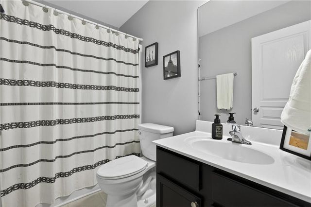 212 Stone Park Drive, Woodstock, GA 30188