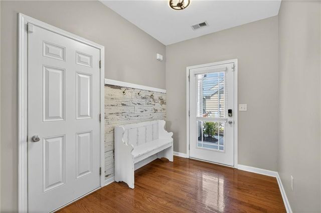 212 Stone Park Drive, Woodstock, GA 30188